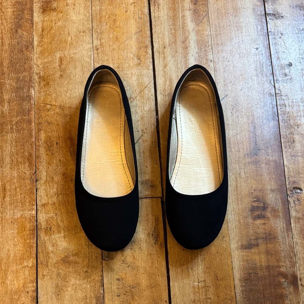 Dream Pairs Black flats dress shoes size 4 ballerina flats spring